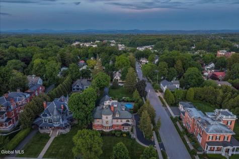 720 N Broadway Saratoga Springs NY 12866