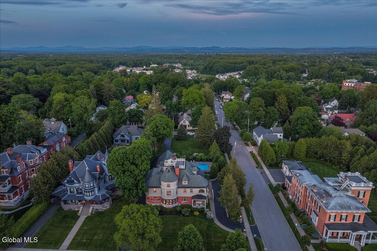 720 N Broadway Saratoga Springs NY 12866
