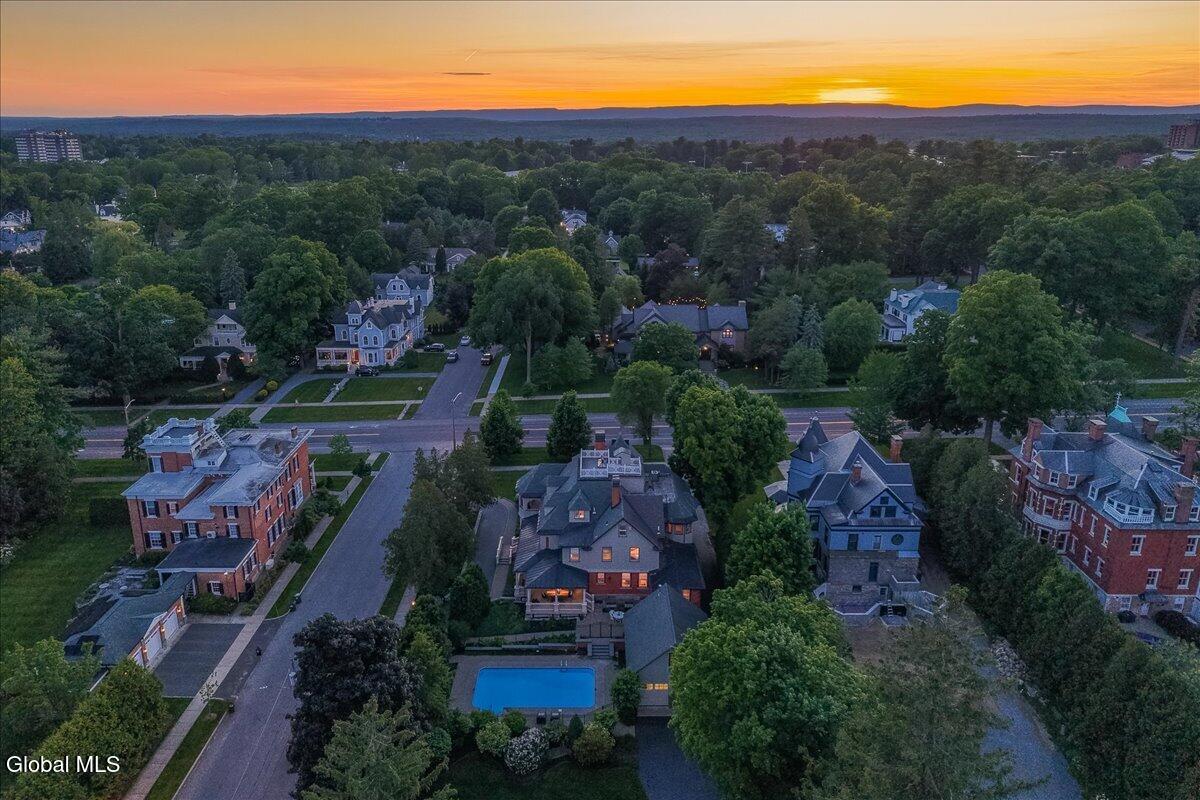 720 N Broadway Saratoga Springs NY 12866