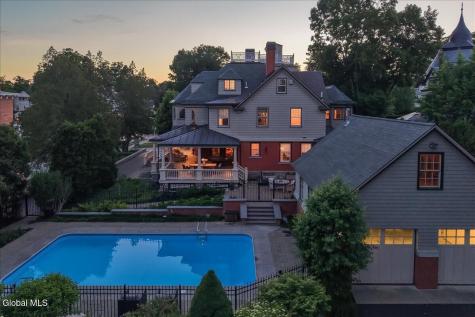 720 N Broadway Saratoga Springs NY 12866