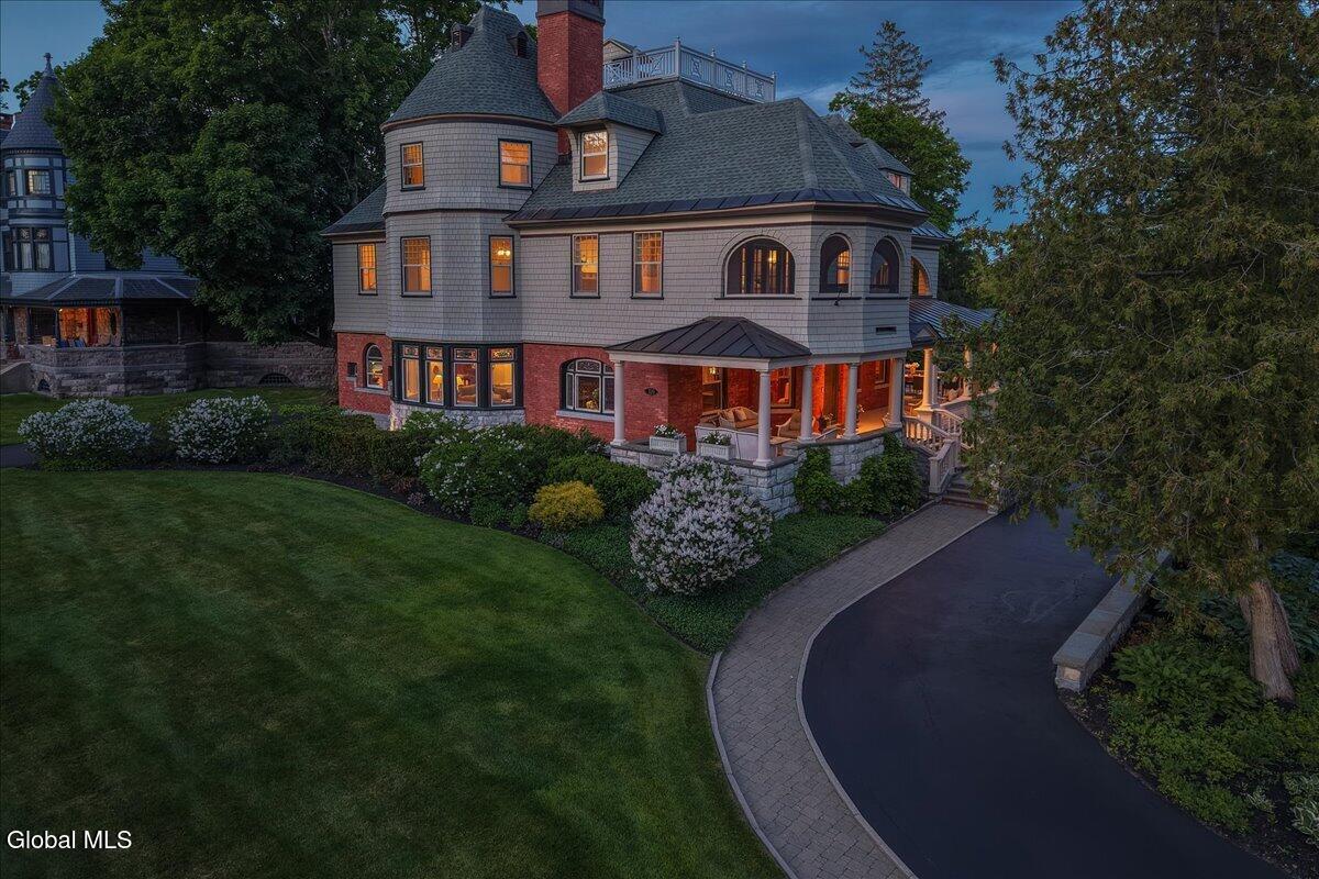 720 N Broadway Saratoga Springs NY 12866