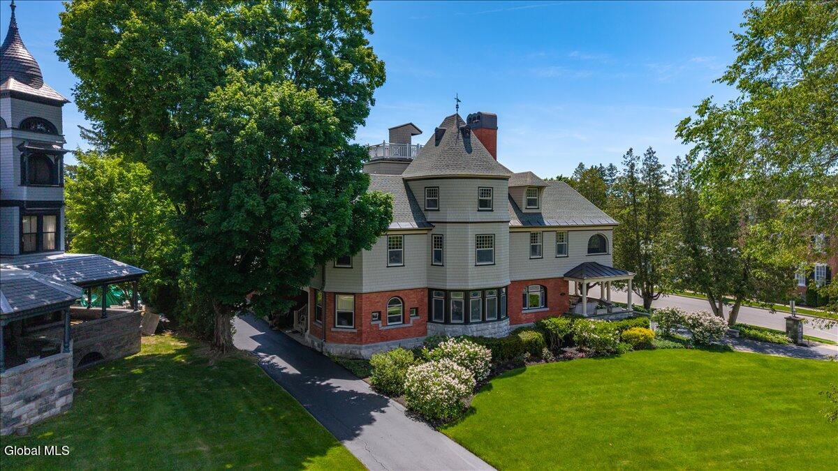720 N Broadway Saratoga Springs NY 12866