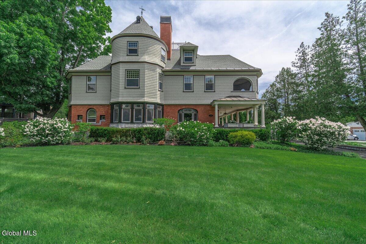 720 N Broadway Saratoga Springs NY 12866