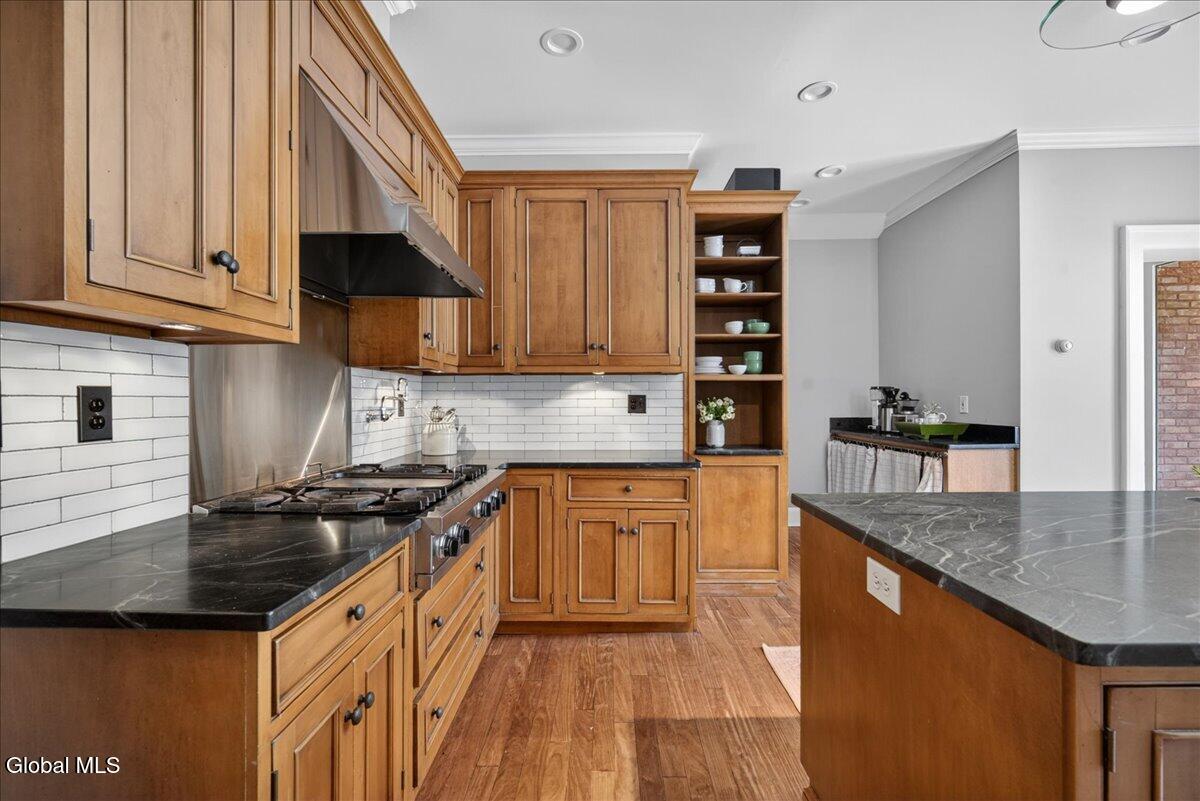 720 N Broadway Saratoga Springs NY 12866