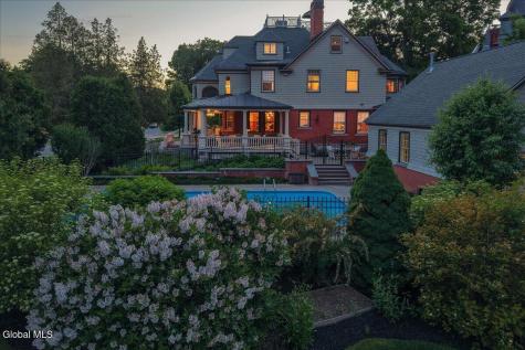 720 N Broadway Saratoga Springs NY 12866