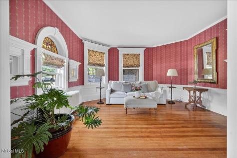 720 N Broadway Saratoga Springs NY 12866