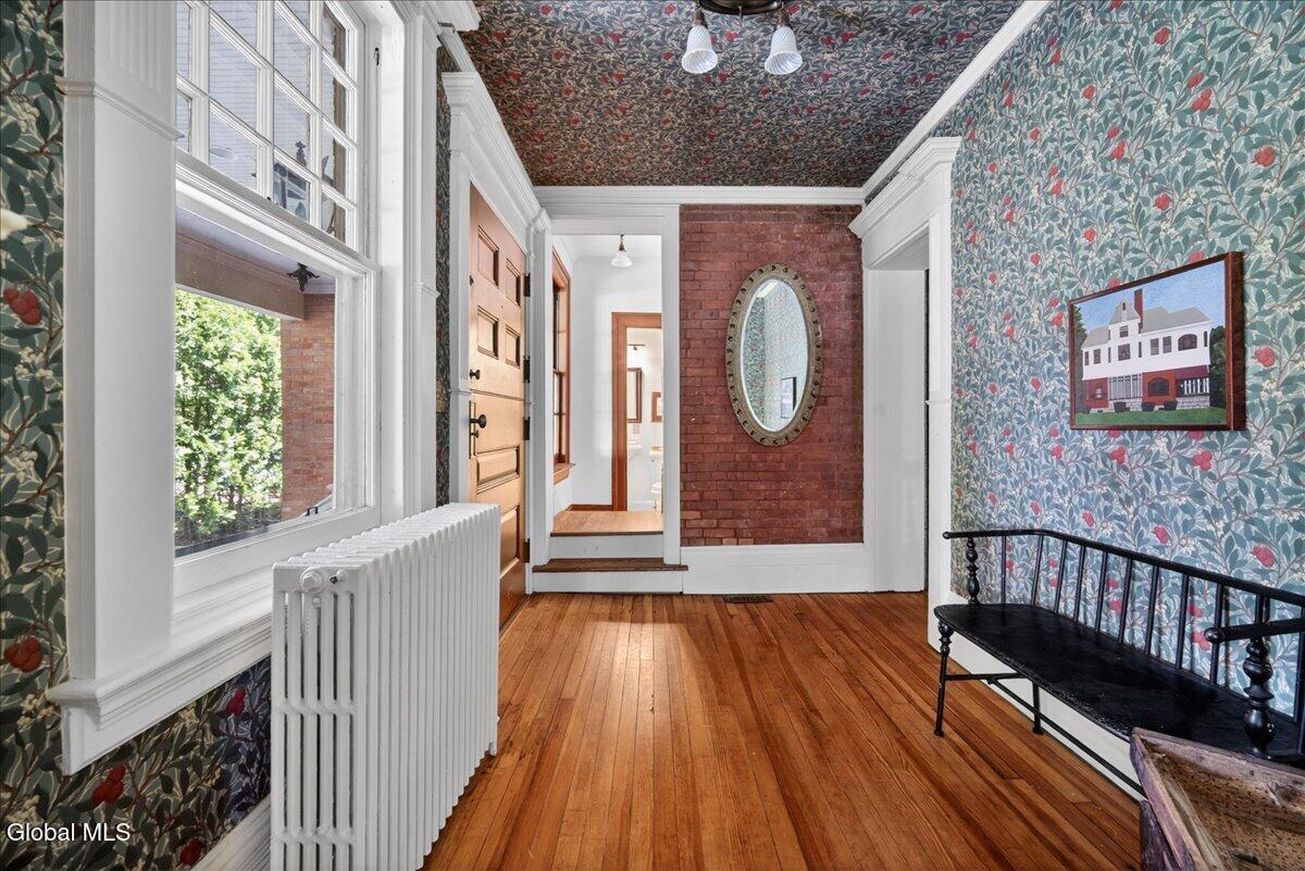 720 N Broadway Saratoga Springs NY 12866
