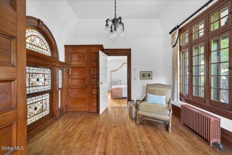 720 N Broadway Saratoga Springs NY 12866