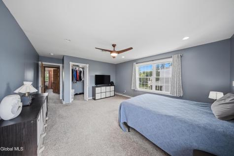 32 Willoughby Drive Albany NY 12205