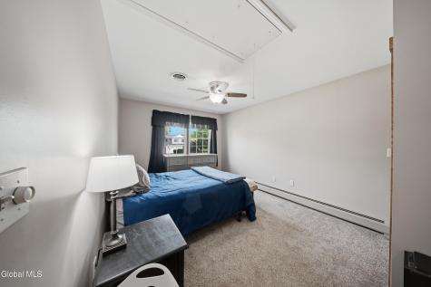 32 Willoughby Drive Albany NY 12205