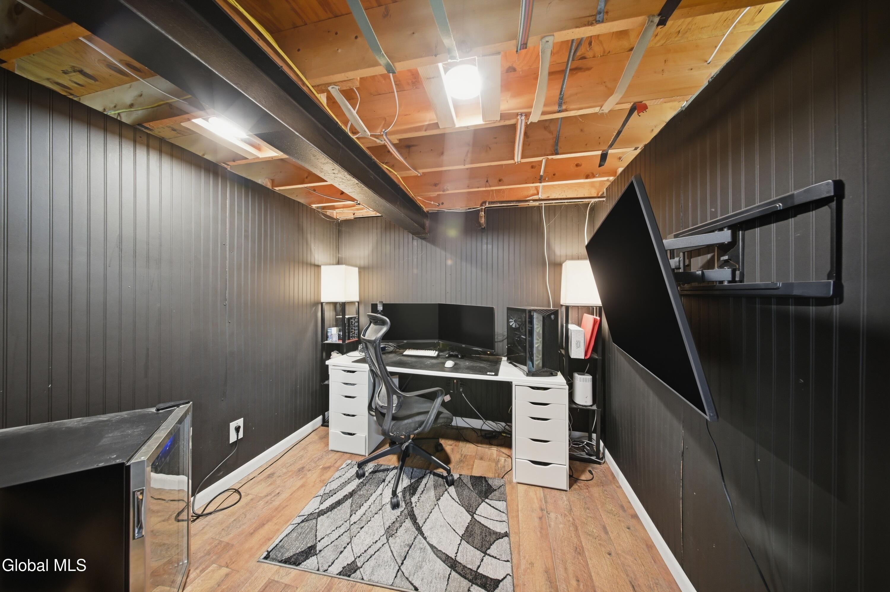 32 Willoughby Drive Albany NY 12205