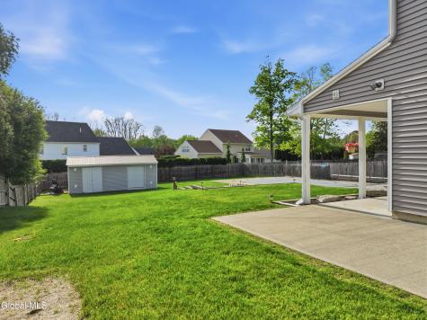 32 Willoughby Drive Albany NY 12205