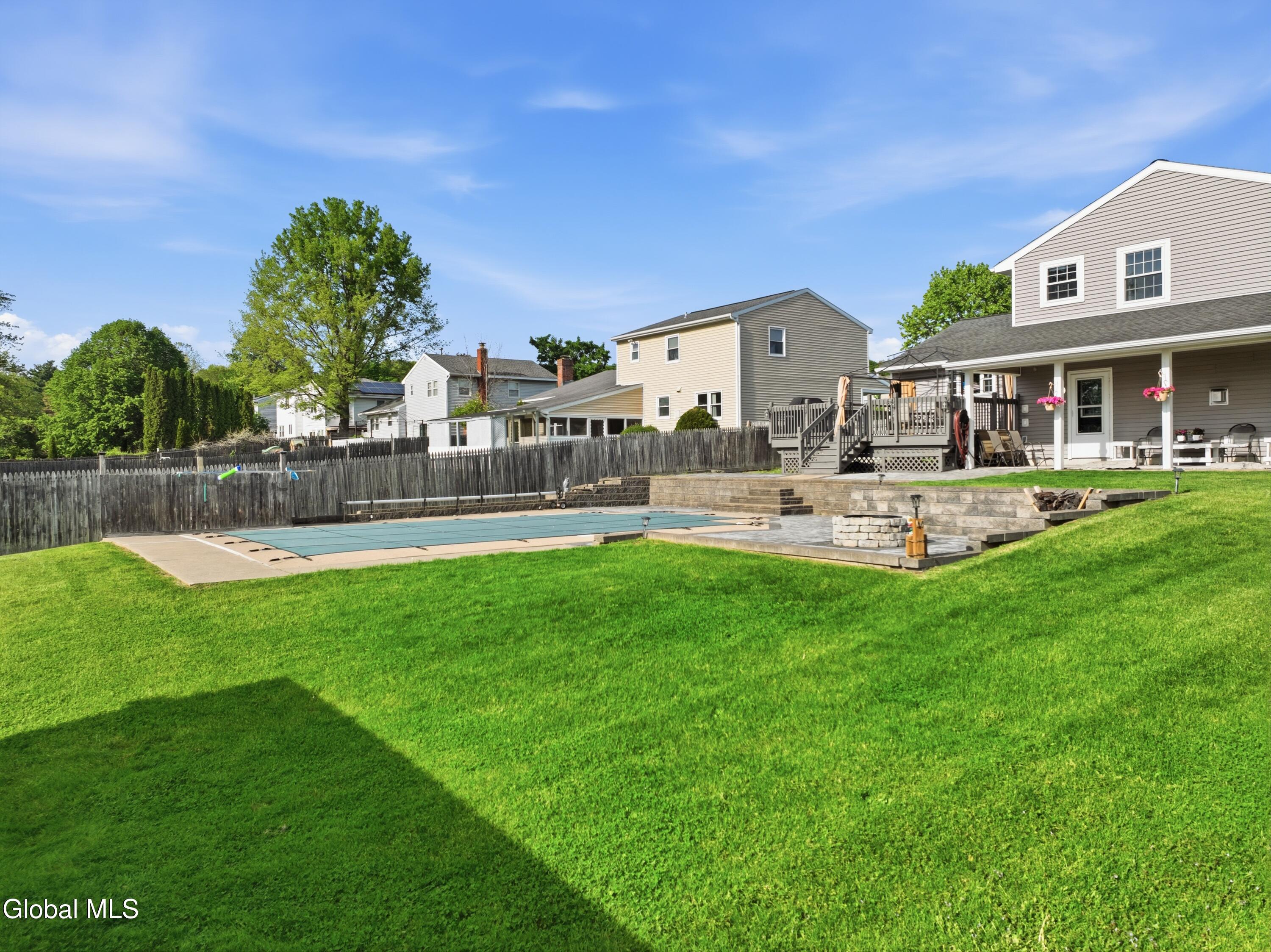 32 Willoughby Drive Albany NY 12205