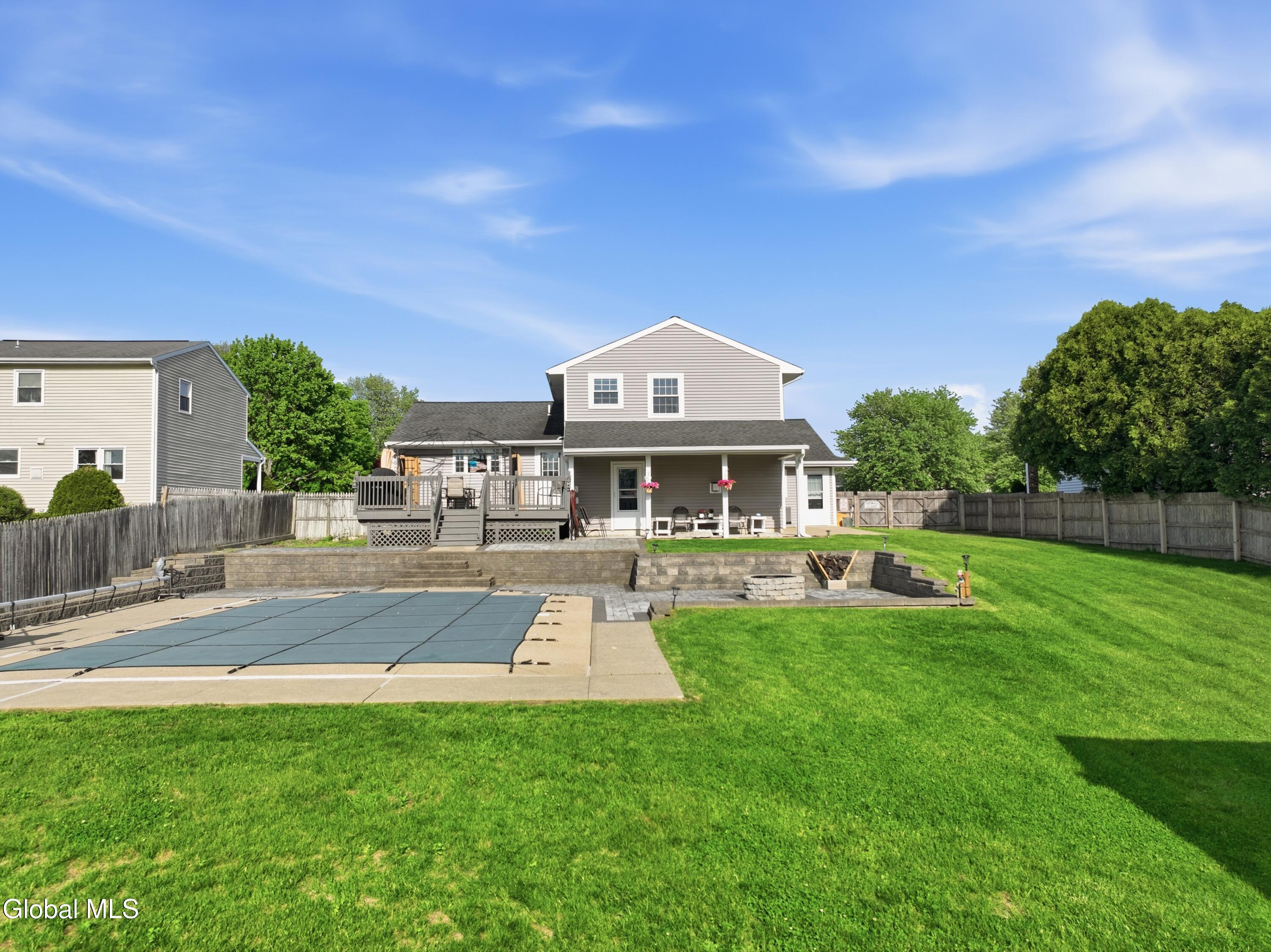 32 Willoughby Drive Albany NY 12205