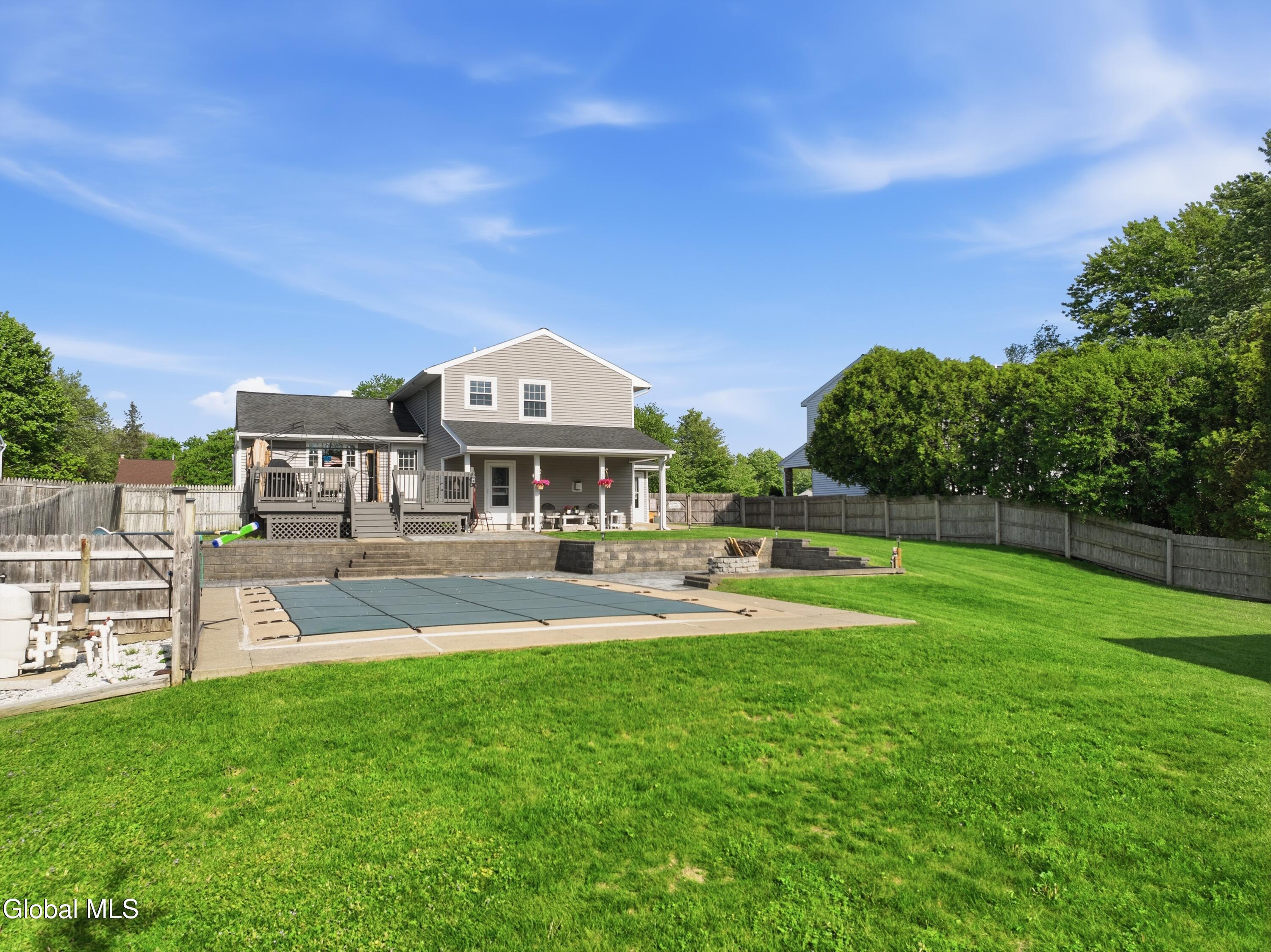 32 Willoughby Drive Albany NY 12205
