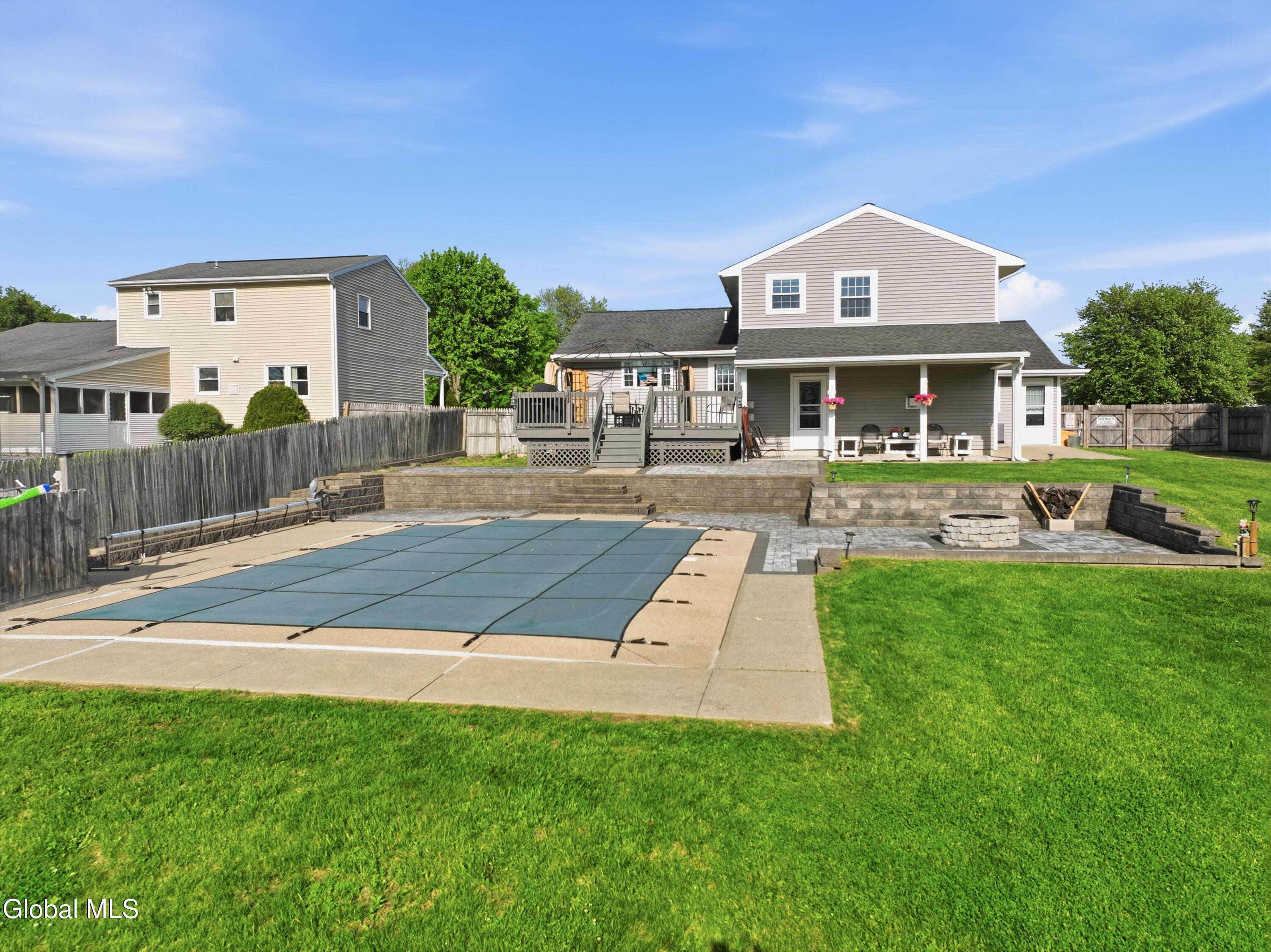 32 Willoughby Drive Albany NY 12205