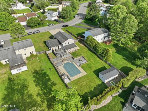 32 Willoughby Drive Albany NY 12205