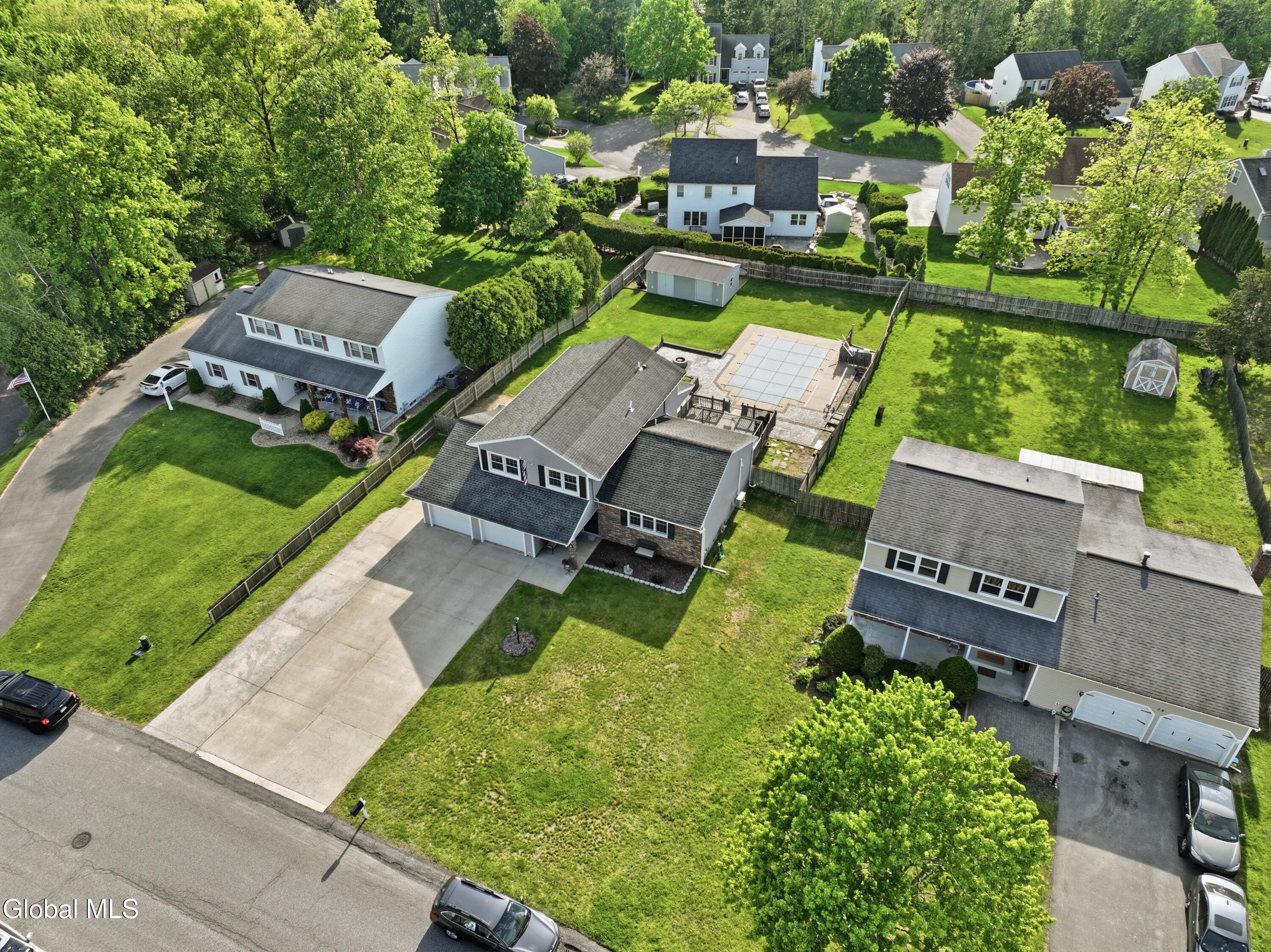32 Willoughby Drive Albany NY 12205