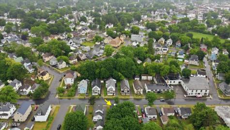 28 W 8th Avenue Gloversville NY 12078