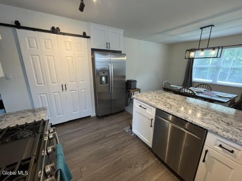 1104 Regal Court Glenville NY 12302