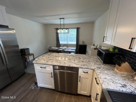 1104 Regal Court Glenville NY 12302
