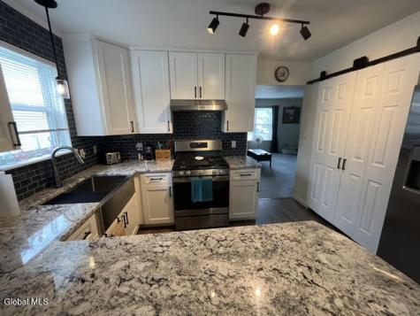 1104 Regal Court Glenville NY 12302