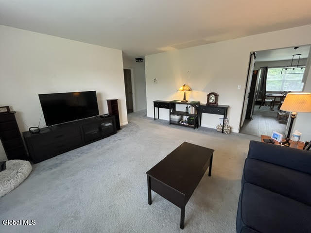1104 Regal Court Glenville NY 12302