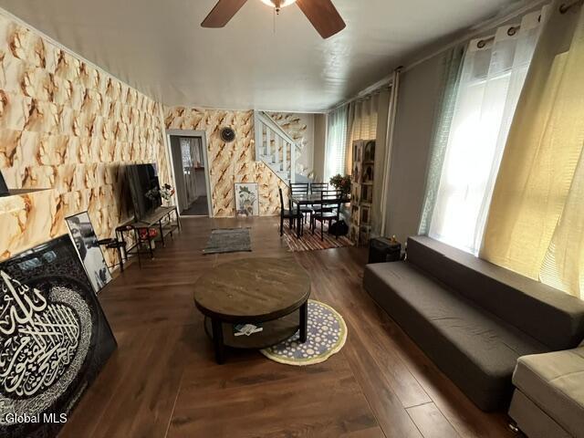 125 N Main Avenue Albany NY 12206