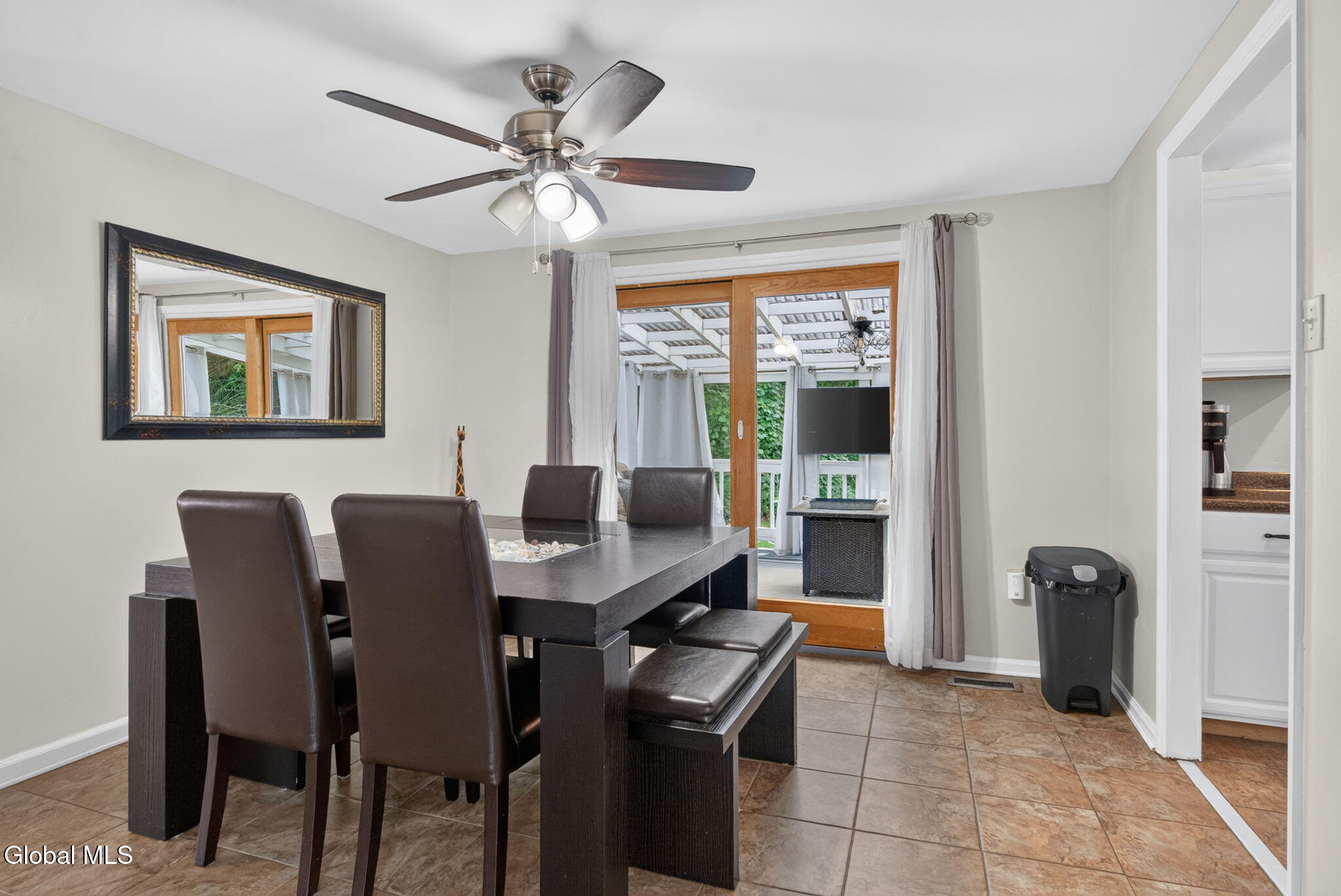 32 Tabor Road Mechanicville NY 12118