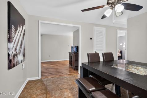 32 Tabor Road Mechanicville NY 12118