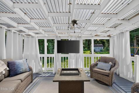32 Tabor Road Mechanicville NY 12118