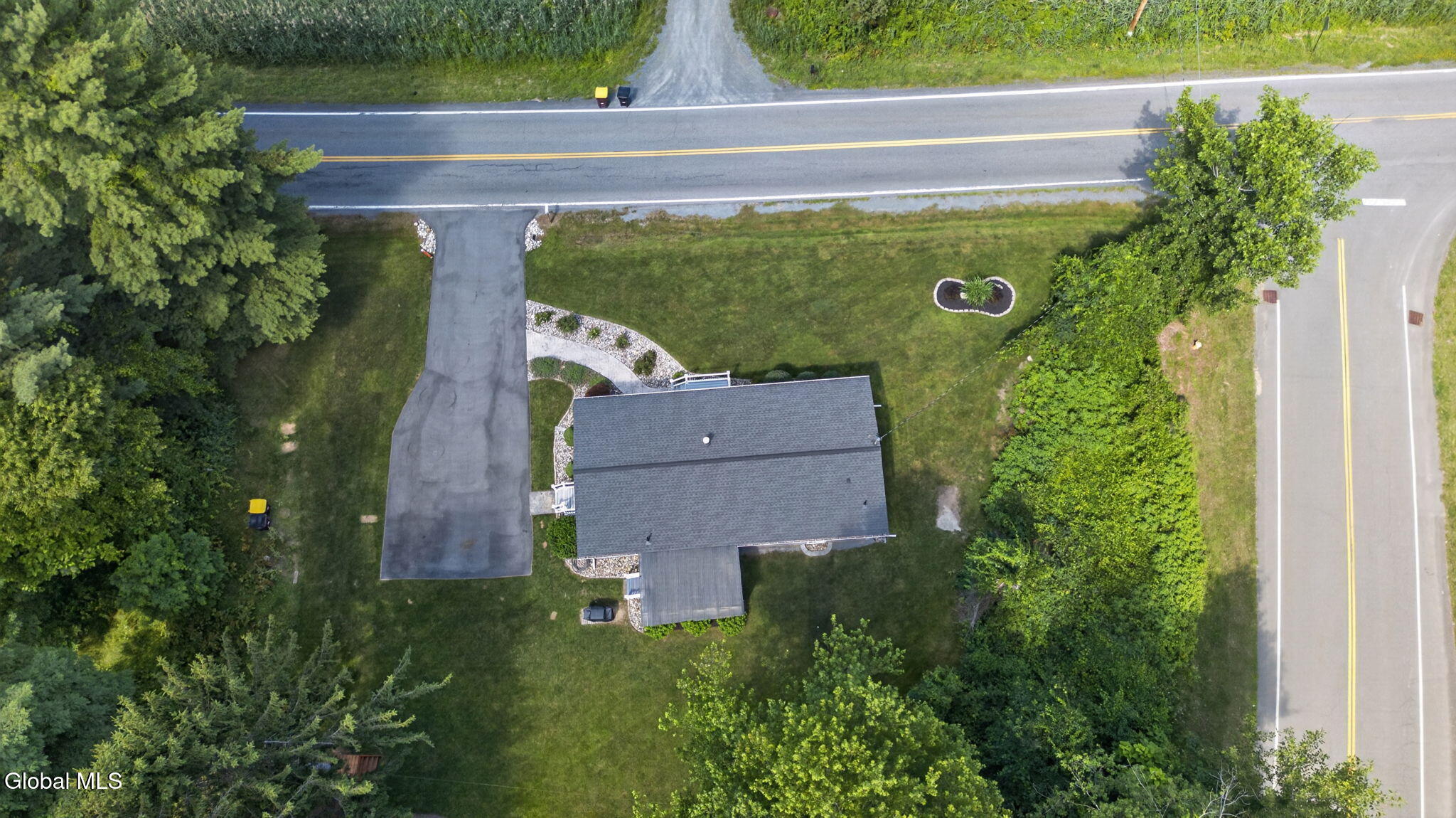32 Tabor Road Mechanicville NY 12118