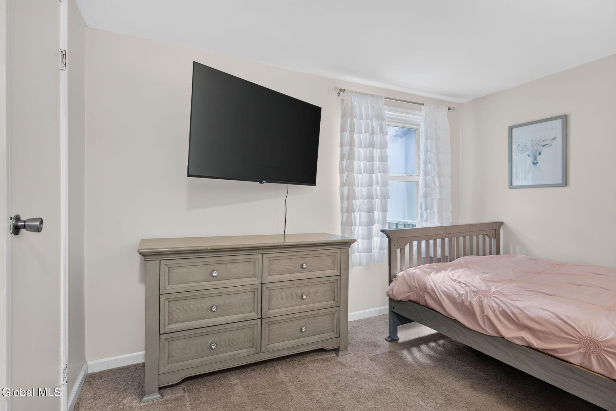 32 Tabor Road Mechanicville NY 12118