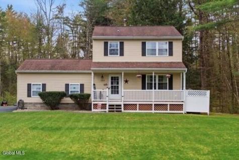 123 Stormy Lane Gansevoort NY 12831