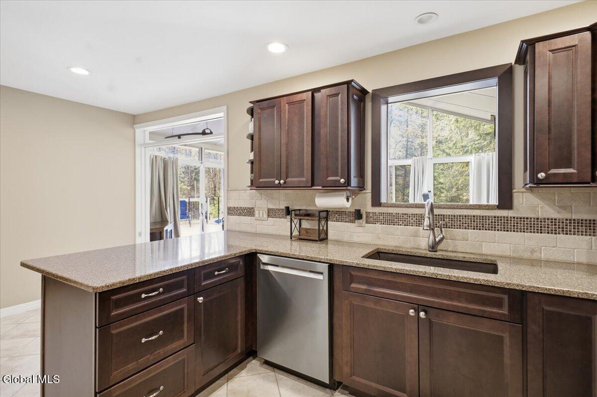 123 Stormy Lane Gansevoort NY 12831