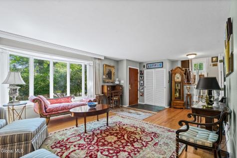 401 Greenway Albany NY 12208