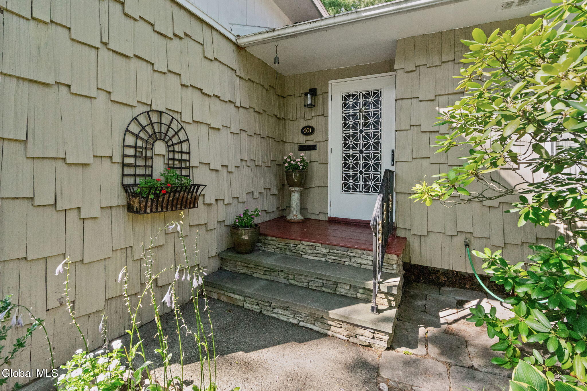 401 Greenway Albany NY 12208