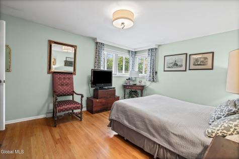 401 Greenway Albany NY 12208