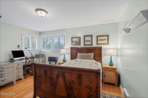 401 Greenway Albany NY 12208