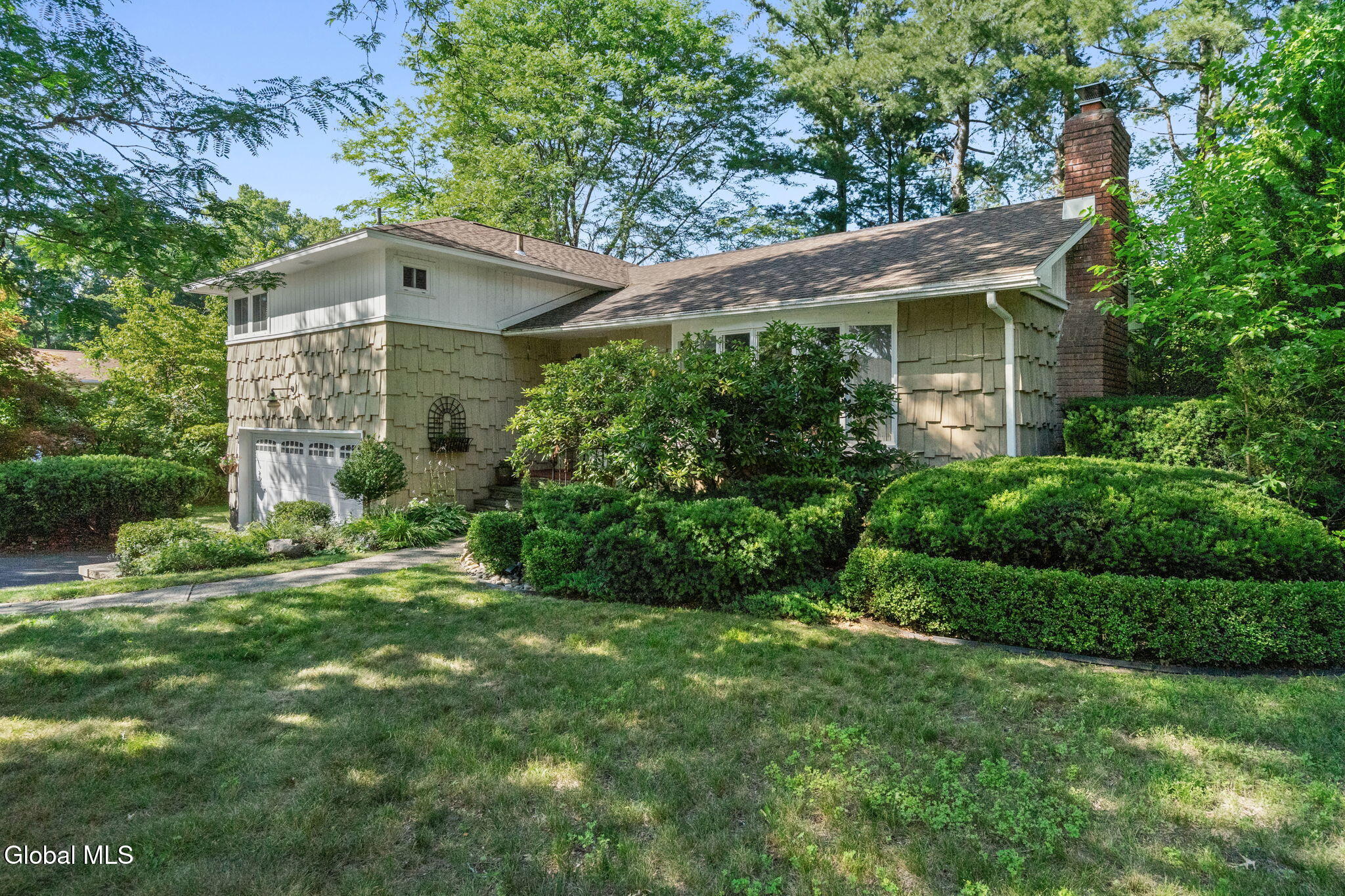 401 Greenway Albany NY 12208