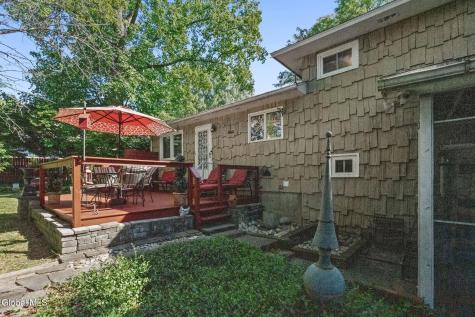 401 Greenway Albany NY 12208