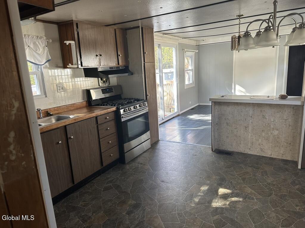 36 Champlain Drive Mineville NY 12956