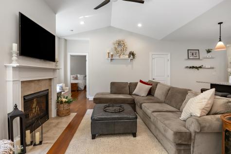 7 Woodlake Drive Saratoga Springs NY 12866