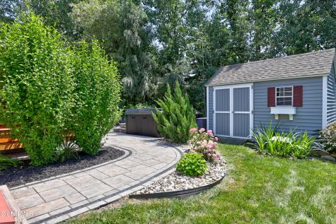 7 Woodlake Drive Saratoga Springs NY 12866
