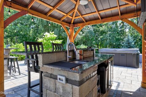 7 Woodlake Drive Saratoga Springs NY 12866