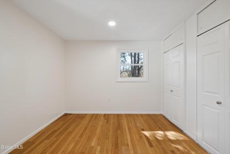 21 Foxhall Drive Saratoga Springs NY 12866