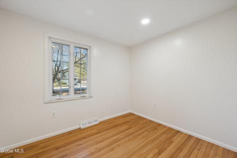 21 Foxhall Drive Saratoga Springs NY 12866