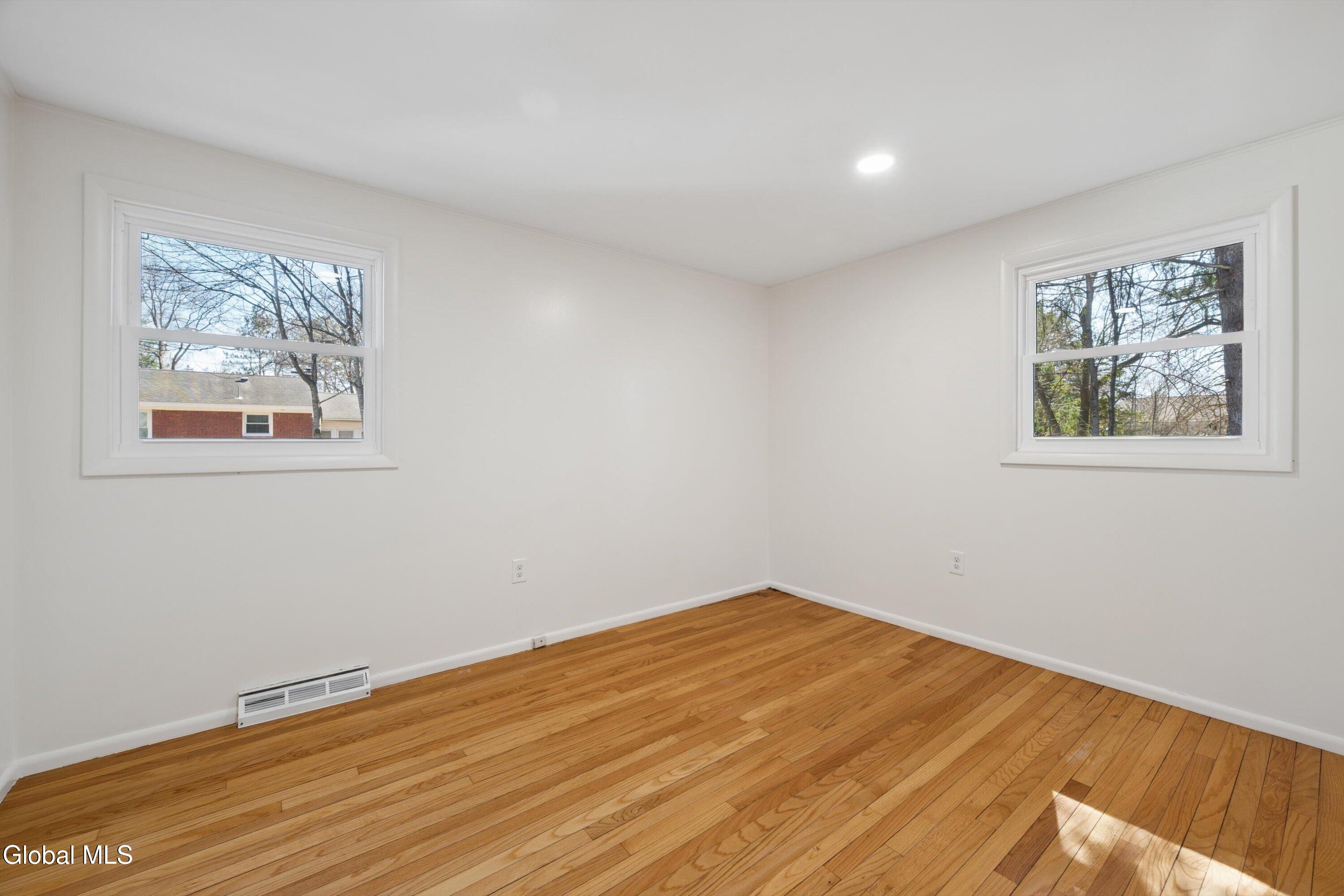 21 Foxhall Drive Saratoga Springs NY 12866