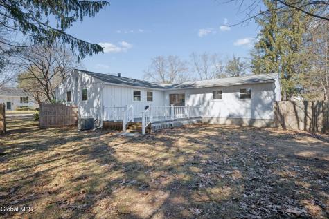 21 Foxhall Drive Saratoga Springs NY 12866