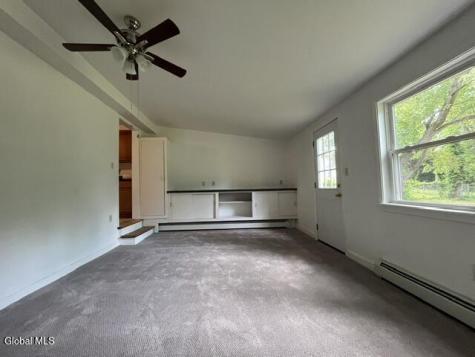 134 Osborne Road Colonie NY 12205